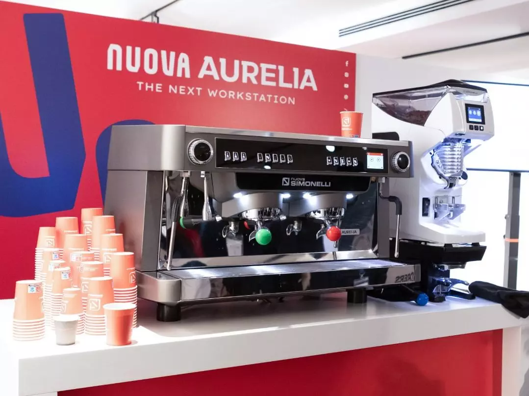 Nuova Simonelli Aurelia MP 3GR bílý | Lázeňská káva